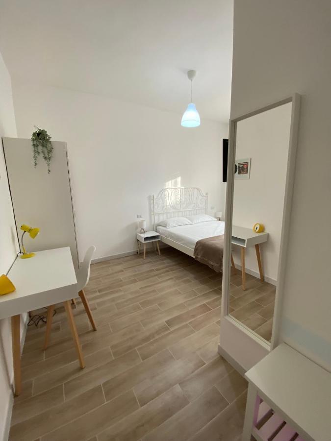 Le Tre Borghesi Hotell Parma Exteriör bild
