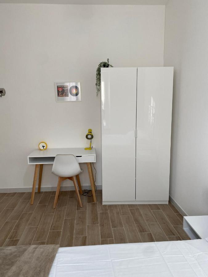 Le Tre Borghesi Hotell Parma Exteriör bild
