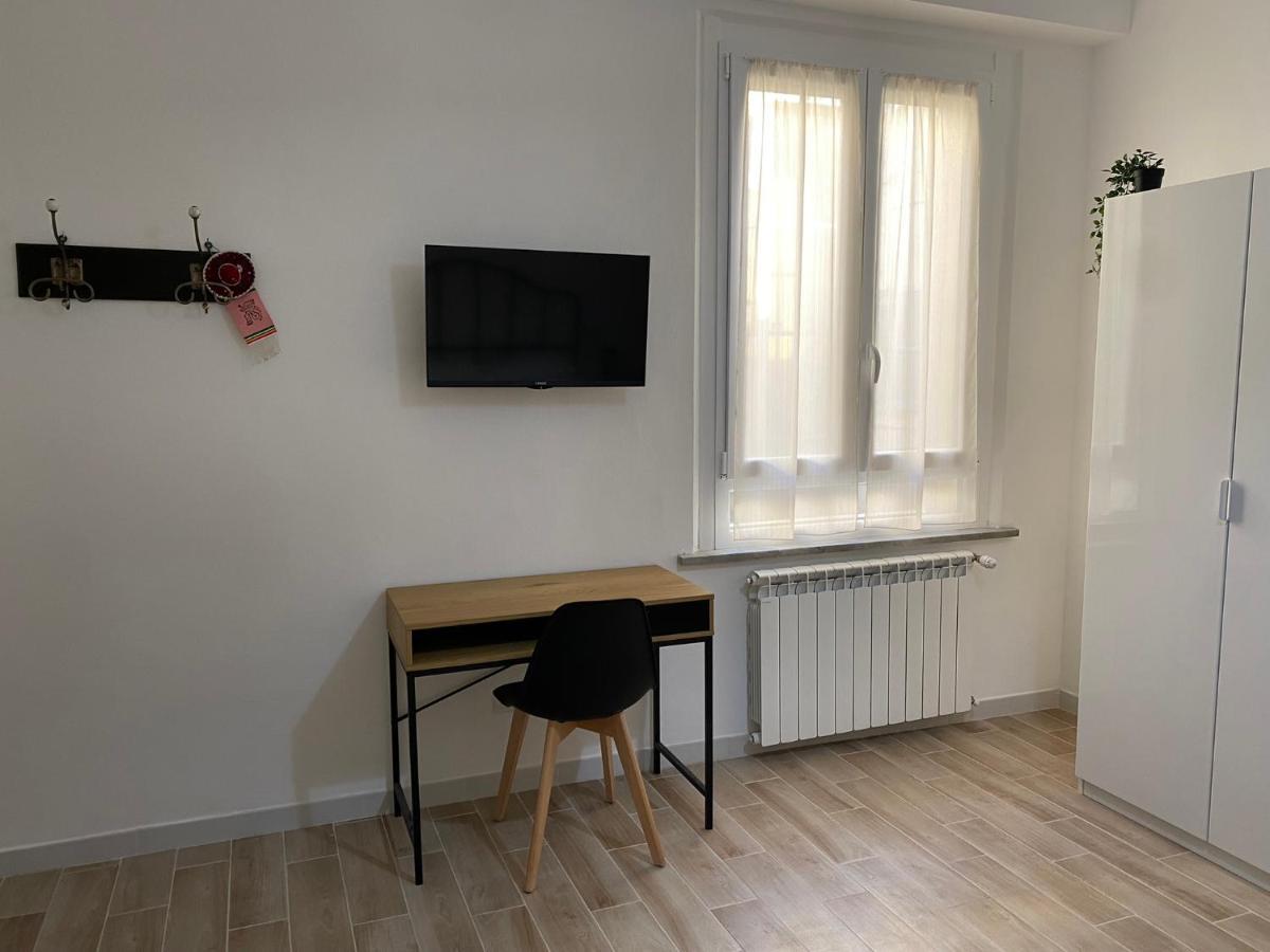 Le Tre Borghesi Hotell Parma Exteriör bild