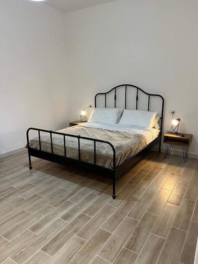 Le Tre Borghesi Hotell Parma Exteriör bild