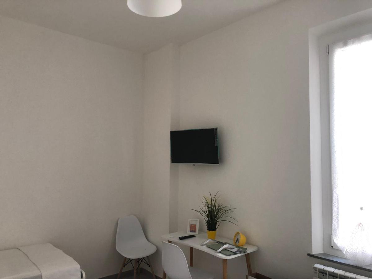 Le Tre Borghesi Hotell Parma Exteriör bild